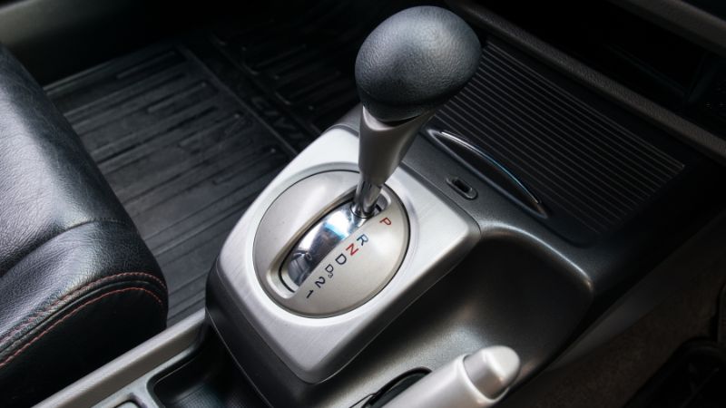 Học Lái Xe Số Tự Động Hiện Nay Thi Bằng Gì?